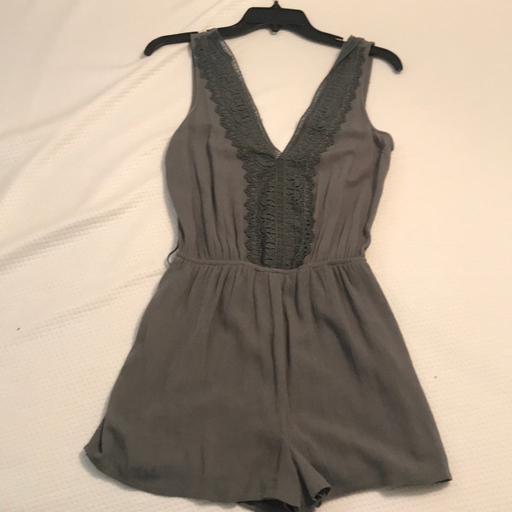 Romper green
